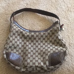 Gucci purse